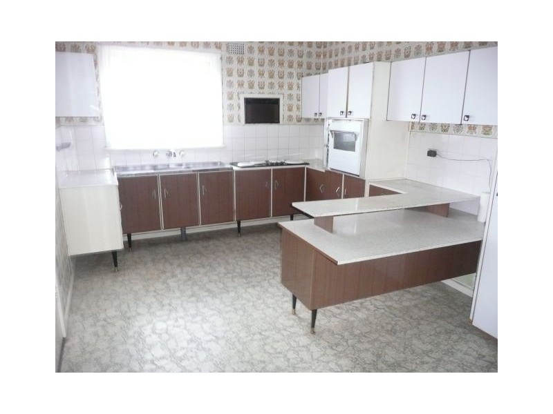 9 Wesley Pl, Greystanes NSW 2145