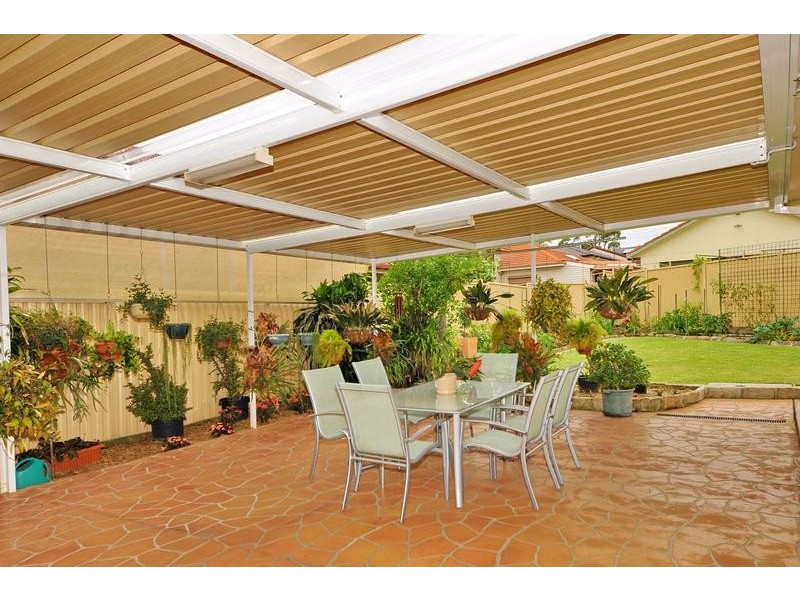 12 Oak Street, Greystanes NSW 2145