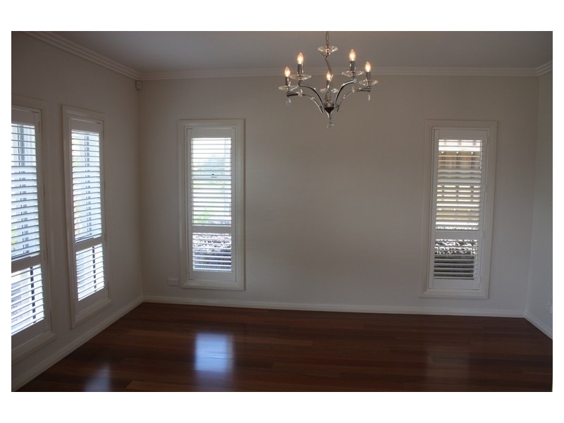 9 Warin Avenue, Pemulwuy NSW 2145