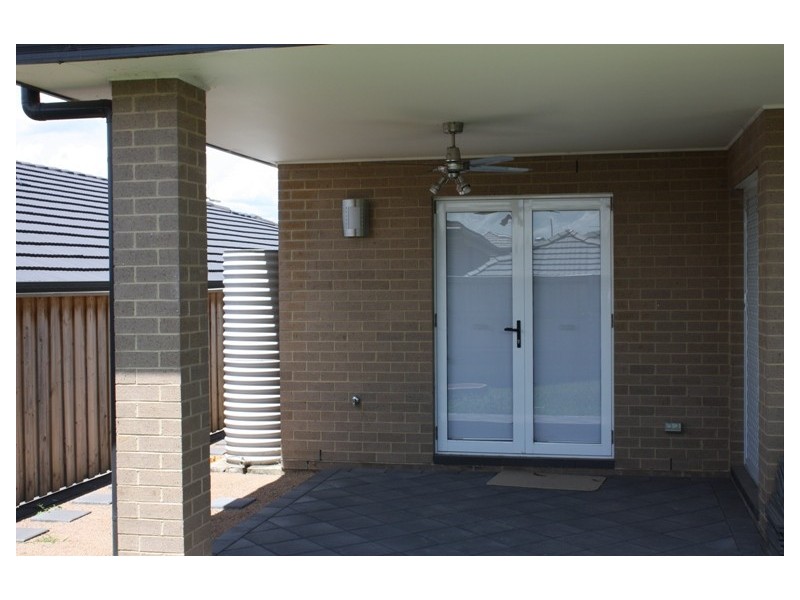 9 Warin Avenue, Pemulwuy NSW 2145