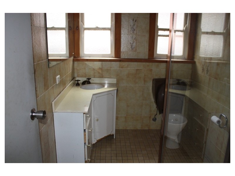 1 Bando Road, Girraween NSW 2145