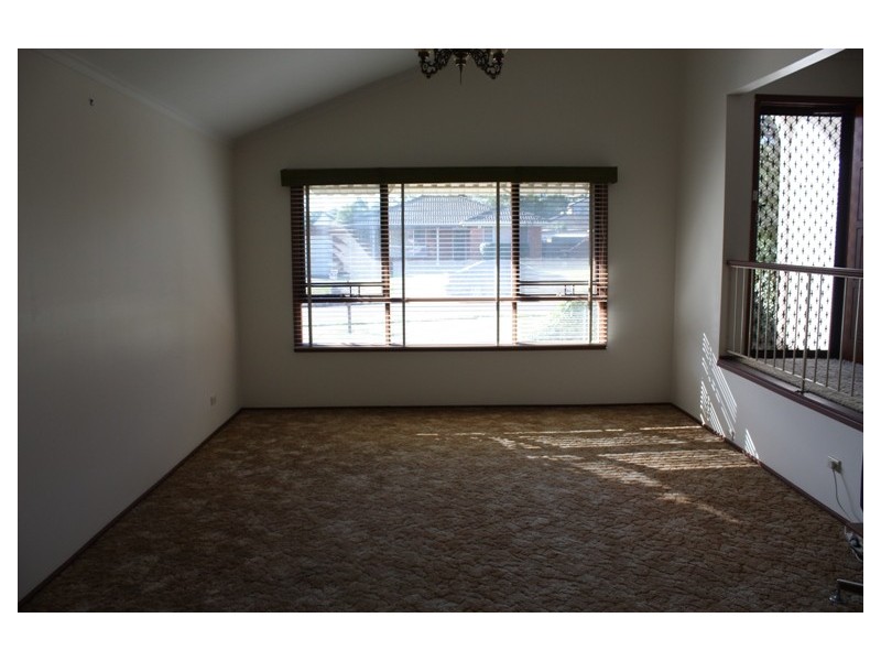 1 Rowe Place, Greystanes NSW 2145