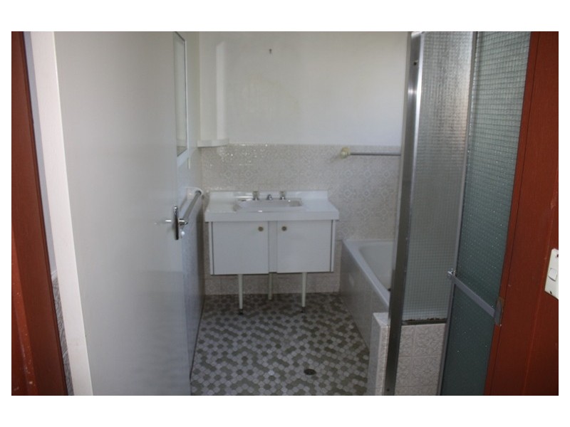 1 Rowe Place, Greystanes NSW 2145