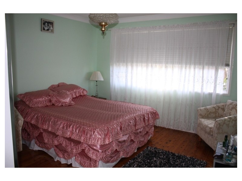 24 Gwydir Street, Greystanes NSW 2145