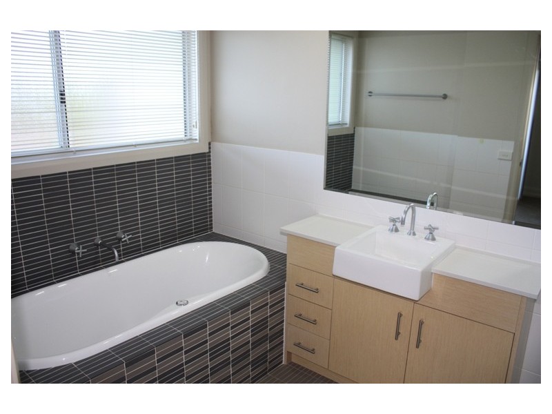 150 Driftway Drive, Pemulwuy NSW 2145