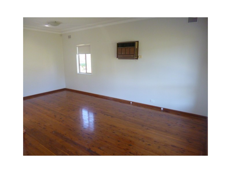 70 Hanbury Street, Greystanes NSW 2145