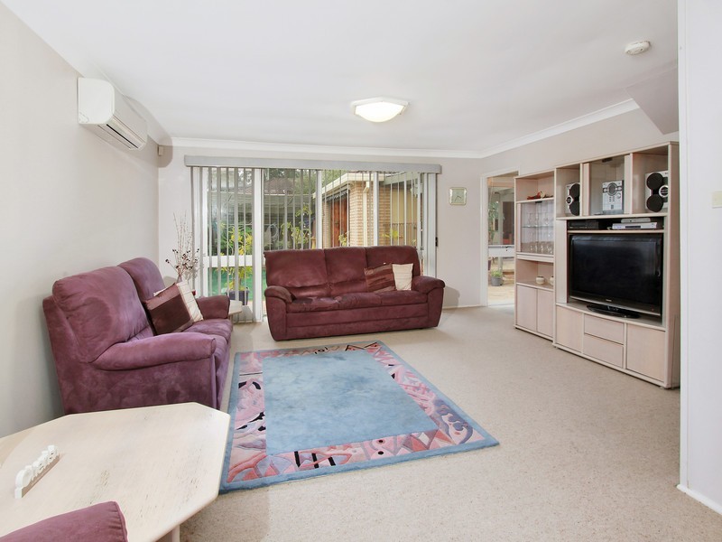 7 Dahlia Street, Greystanes NSW 2145