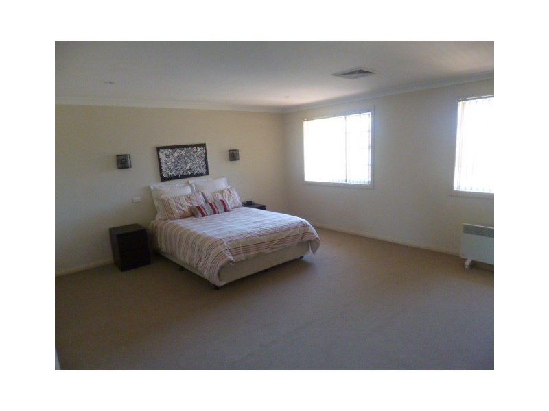 84 Beechwood Avenue, Greystanes NSW 2145