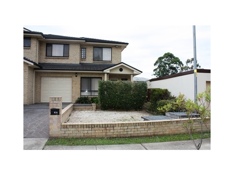 4a Carolyn Street, Greystanes NSW 2145