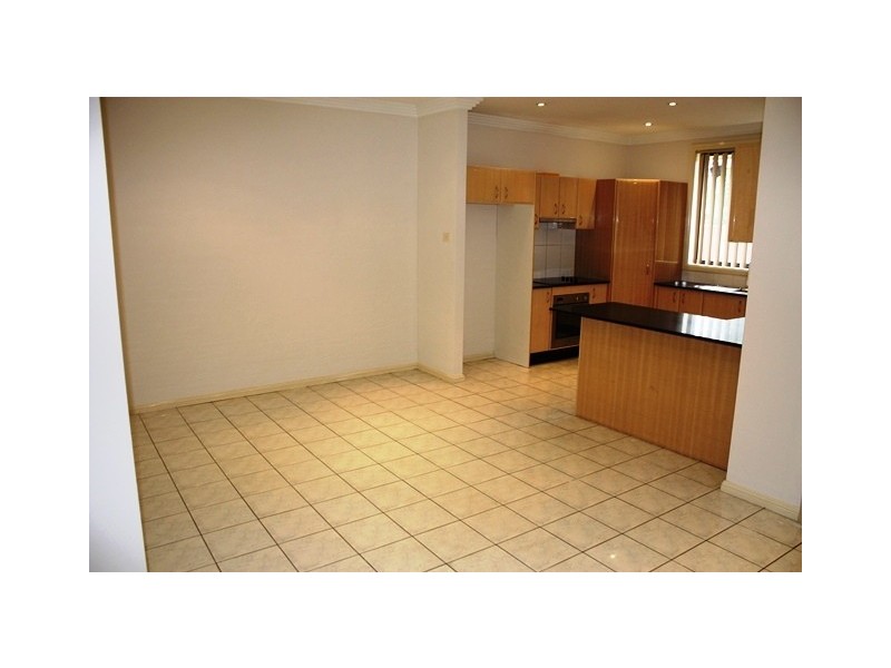 4a Carolyn Street, Greystanes NSW 2145