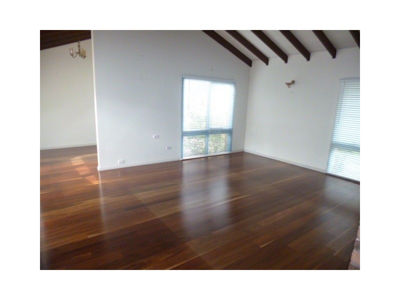 25 Chapman Avenue, Castle Hill NSW 2154