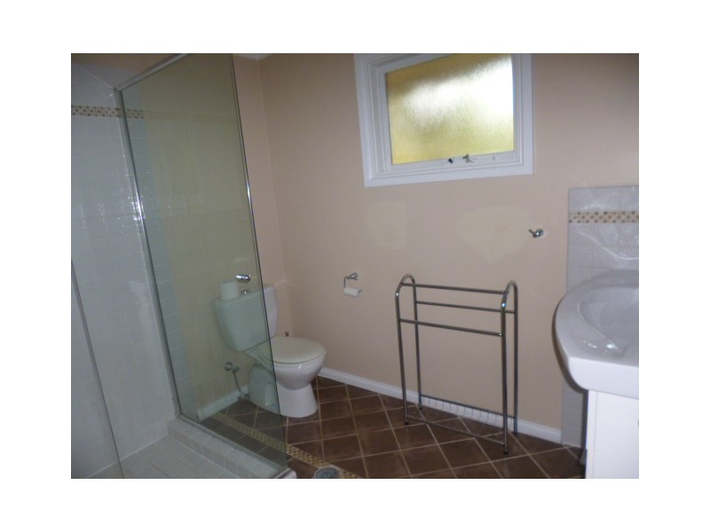 25 Chapman Avenue, Castle Hill NSW 2154