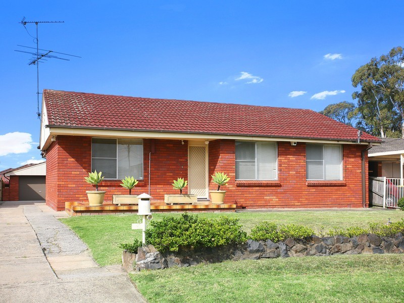 9 Hilton Street, Greystanes NSW 2145