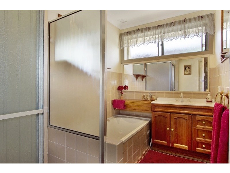 11 Oleander Street, Greystanes NSW 2145