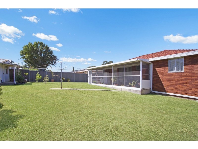 9a Bayfield Rd, Greystanes NSW 2145