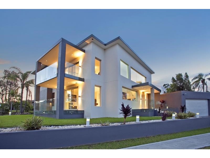 1 Pan Crescent, Greystanes NSW 2145