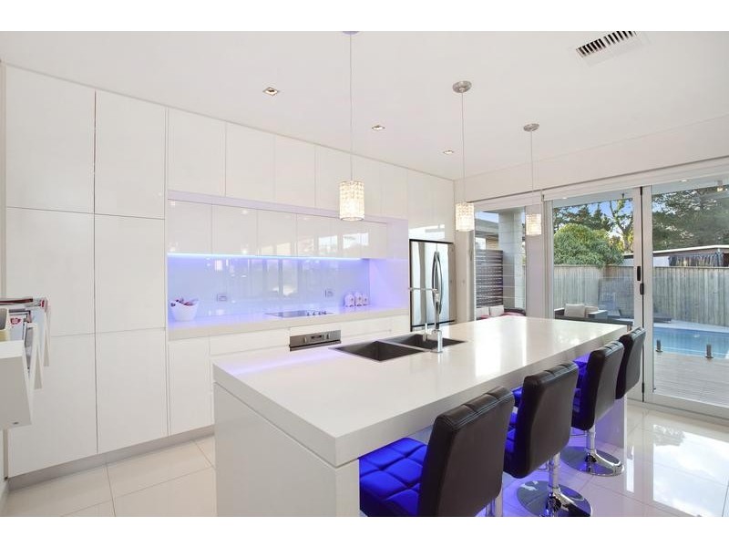 1 Pan Crescent, Greystanes NSW 2145