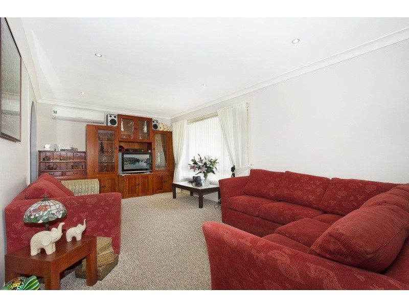 4 Laver Place, Greystanes NSW 2145