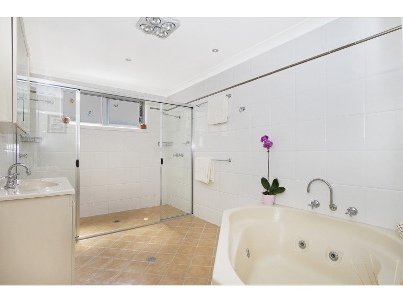 4 Laver Place, Greystanes NSW 2145