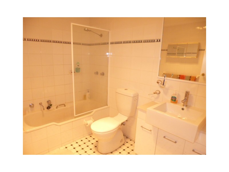 9 Kalang Road, Greystanes NSW 2145