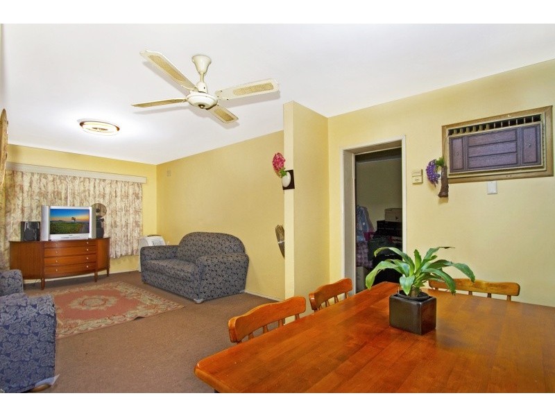 32 Yoogali Street, Merrylands NSW 2160
