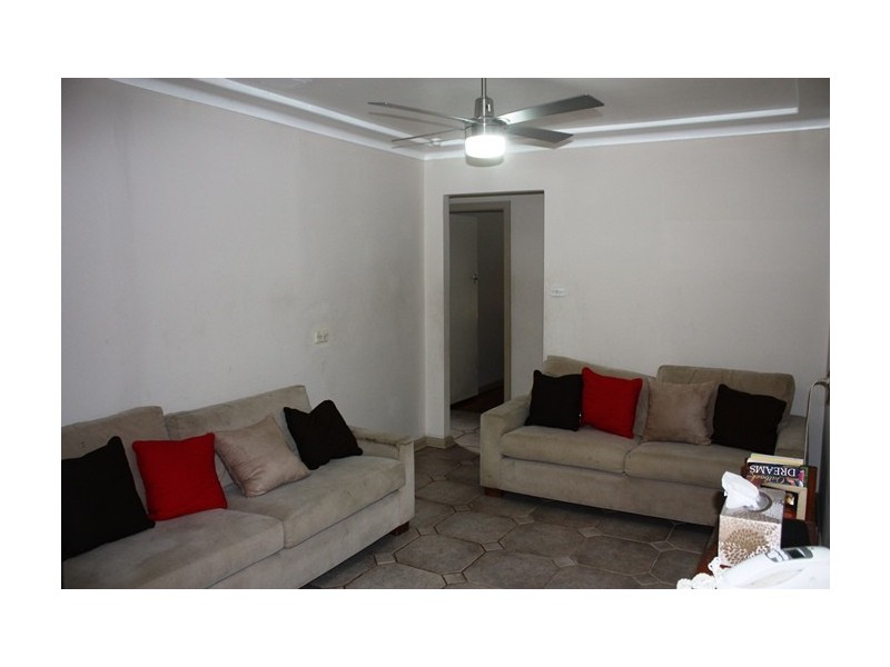 866 Merrylands Road, Greystanes NSW 2145