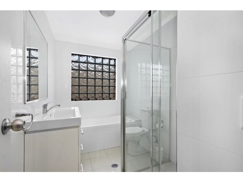 2/534A Merrylands Road, Merrylands NSW 2160