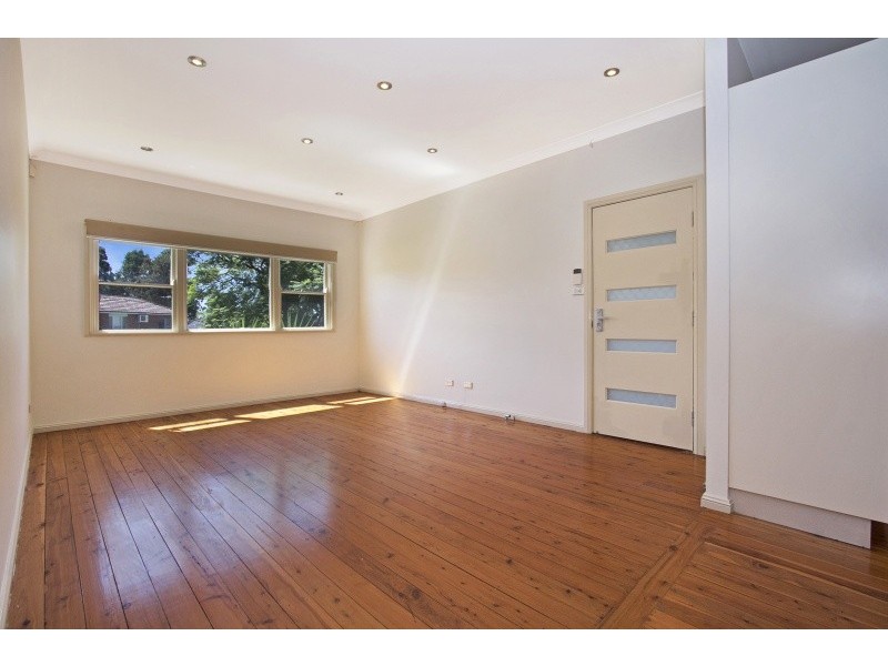 86 Maple Street, Greystanes NSW 2145