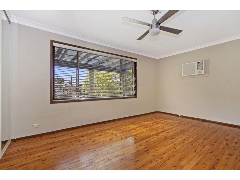 13 Ollier Crescent, Prospect NSW 2148