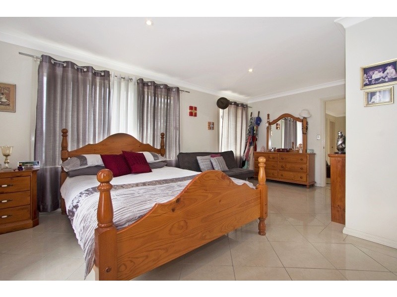 45 Hanbury Street, Greystanes NSW 2145