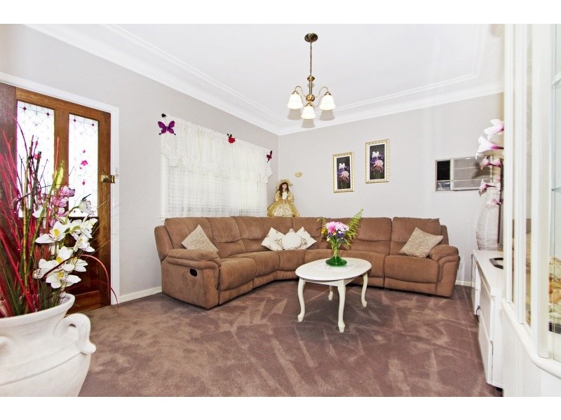 9 Vulcan Street, Guildford NSW 2161