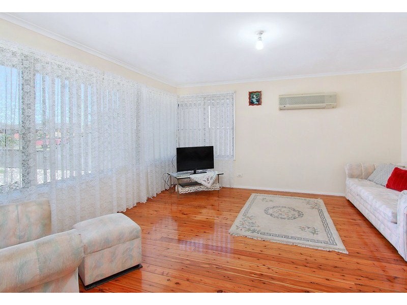 32 Bowral Street, Greystanes NSW 2145