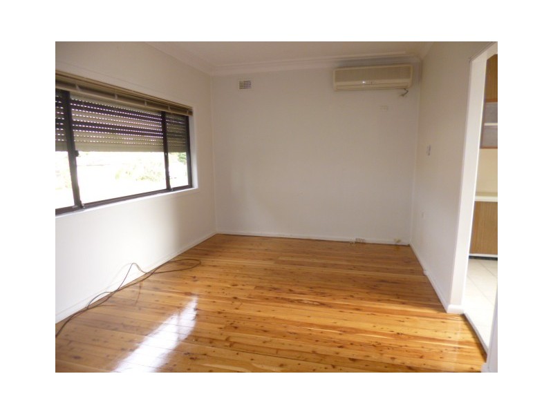 20 Sandra Street, Woodpark NSW 2164