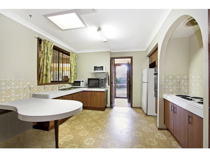 33 Barclay Road, North Rocks NSW 2151