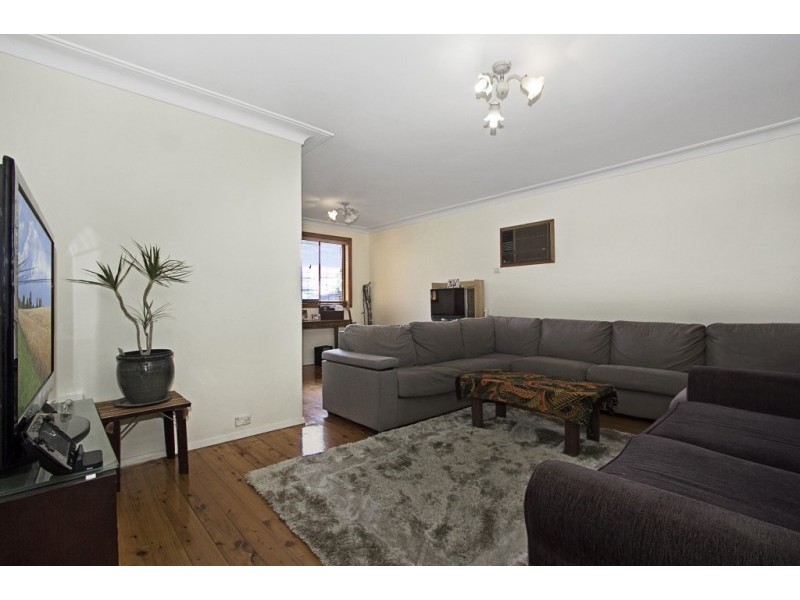 1 Mandoon Road, Girraween NSW 2145