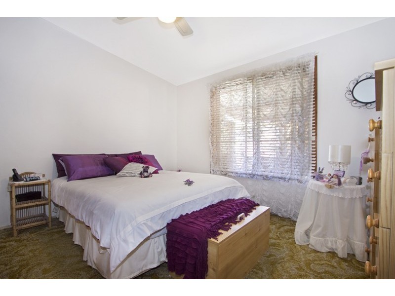 8 Cumberland Road, Greystanes NSW 2145