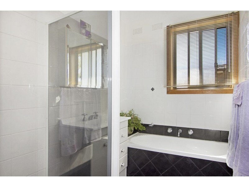 8 Cumberland Road, Greystanes NSW 2145