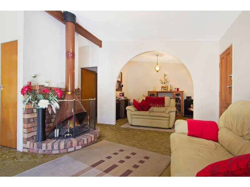 8 Cumberland Road, Greystanes NSW 2145