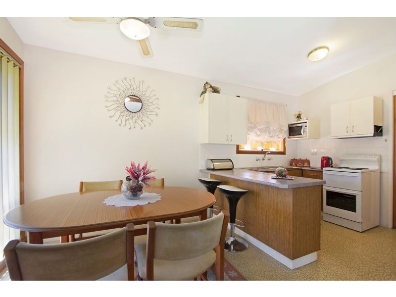 8 Cumberland Road, Greystanes NSW 2145