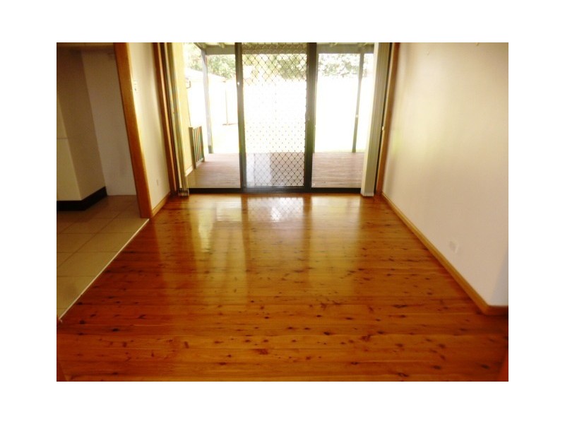 25 Crystal Street, Greystanes NSW 2145