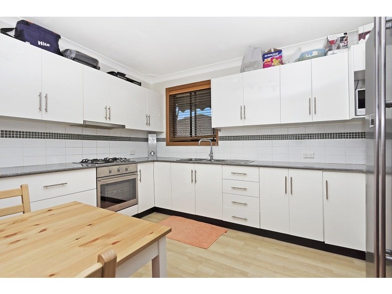 8 Munro Street, Greystanes NSW 2145