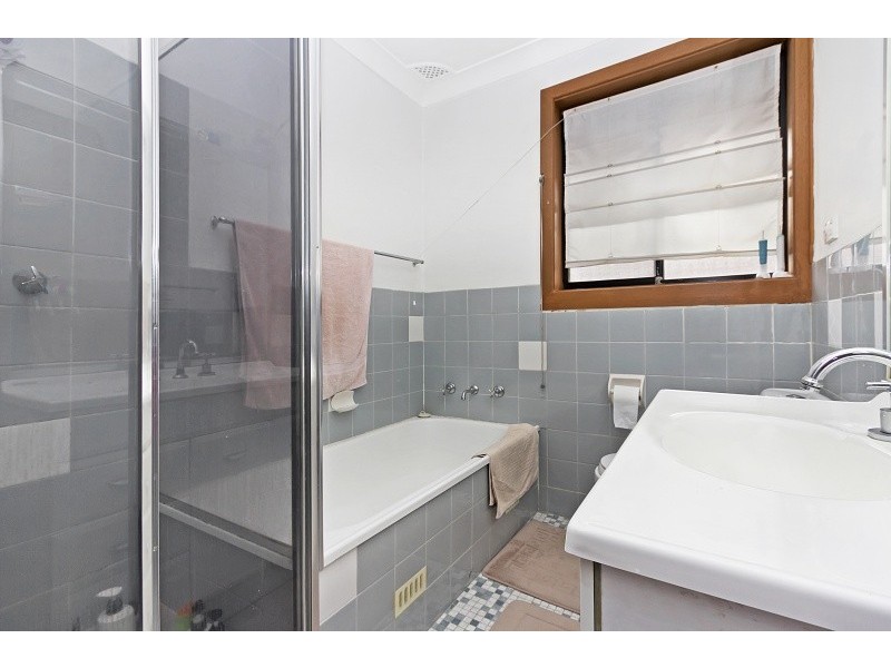 8 Munro Street, Greystanes NSW 2145