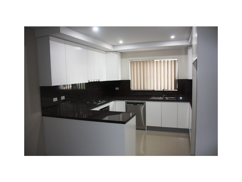 140 Cumberland Road, Greystanes NSW 2145