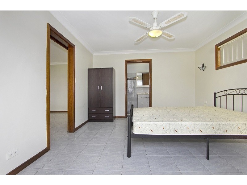 3 Wesley Pl, Greystanes NSW 2145