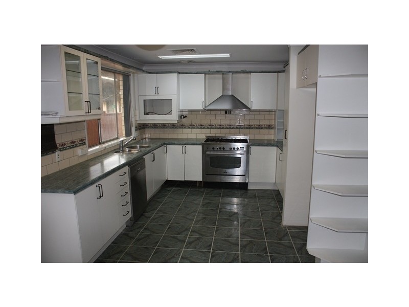 11 Acacia Place, Greystanes NSW 2145