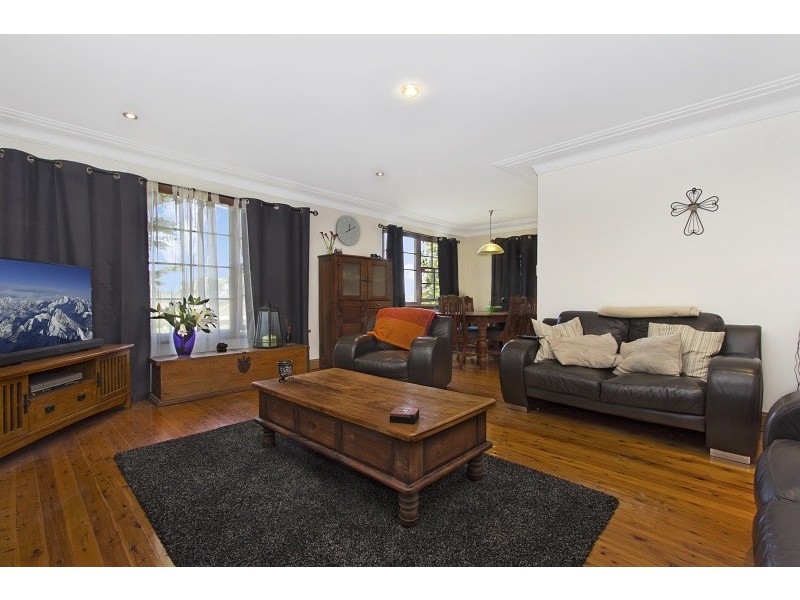 30 Pambula Crescent, Woodpark NSW 2164