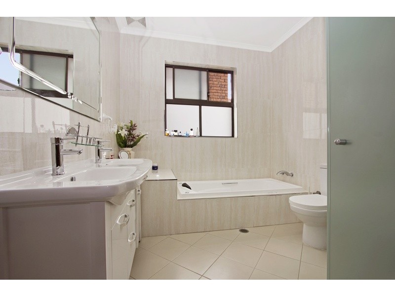 10 Victor Street, Greystanes NSW 2145