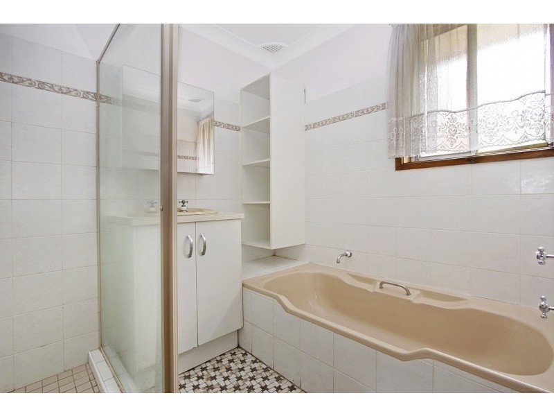 7 Abbott Road, Seven Hills NSW 2147