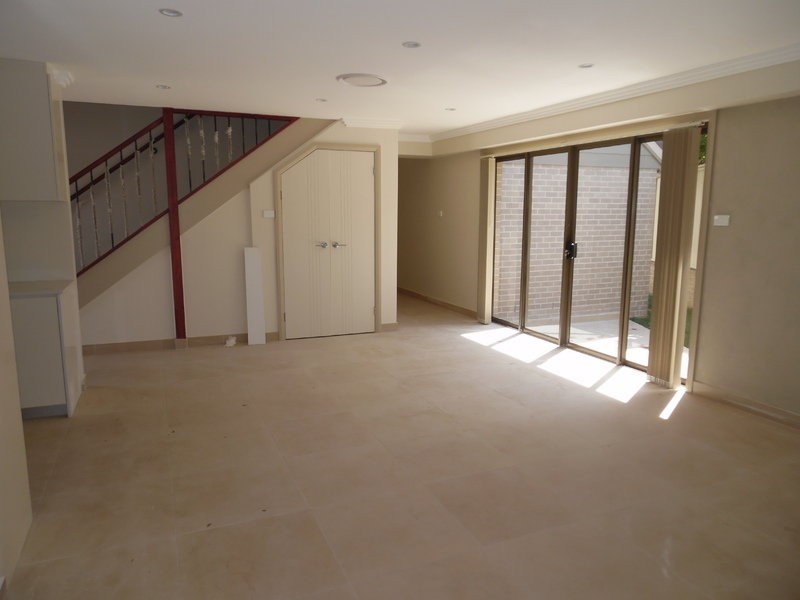 9B Dracic Place, South Wentworthville NSW 2145