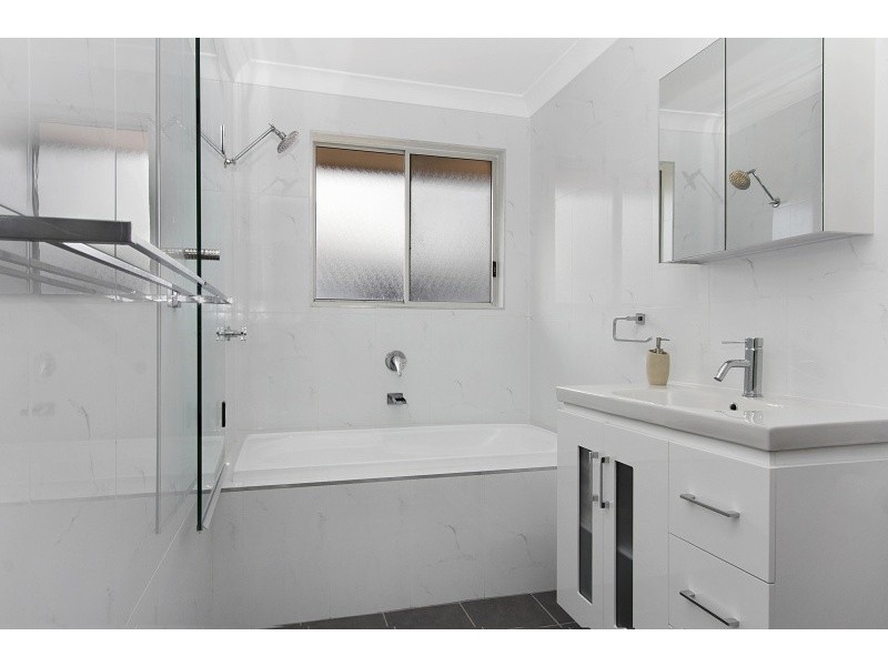 232 Banks Drive, St Clair NSW 2759